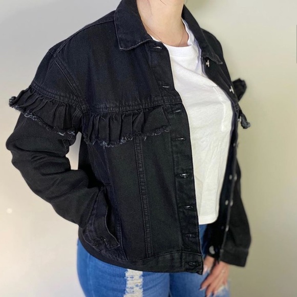 Black jean jacket - Picture 1 of 1